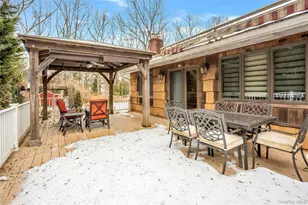 69 Churchill Ln, Smithtown, NY 11787 - Photo 28