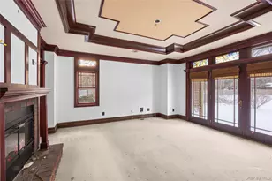 161 Seaman Neck Rd, Dix Hills, NY 11746 - Photo 10