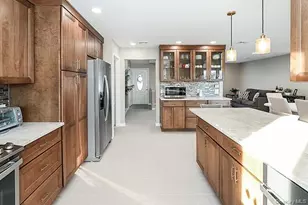 129 Stephen St, Levittown, NY 11756 - Photo 14