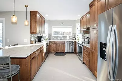 129 Stephen Street, Levittown, NY 11756 - Photo 12