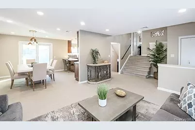 129 Stephen Street, Levittown, NY 11756 - Photo 6
