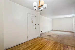 25-34 Union St, Flushing, NY 11354 - Photo 4