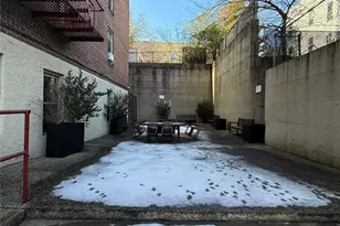 67-25 Clyde St, Forest Hills, NY 11375 - Photo 14