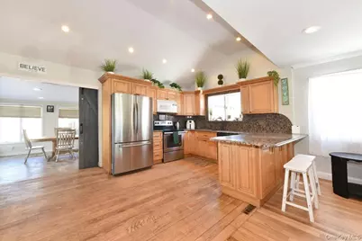 1721 Michael William Road, Merrick, NY 11566 - Photo 12