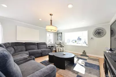 1721 Michael William Road, Merrick, NY 11566 - Photo 8