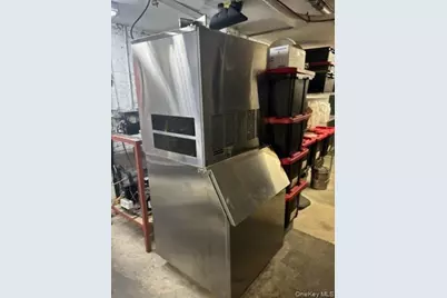 24 Irving Avenue, Brooklyn, NY 11237 - Photo 4