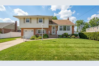 95 Rhodes Avenue, Hempstead, NY 11550 - Photo 1