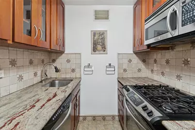 10230 66 Road #14A, Forest Hills, NY 11375 - Photo 2