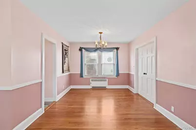 61 Dartmouth Street, Williston Park, NY 11596 - Photo 6