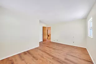 21 Clay Ln, Levittown, NY 11756 - Photo 14