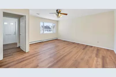 21 Clay Lane, Levittown, NY 11756 - Photo 12