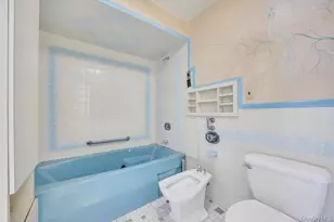 21 Clay Ln, Levittown, NY 11756 - Photo 30