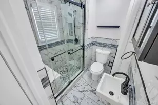 21 Clay Ln, Levittown, NY 11756 - Photo 28