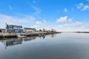 100 Baker Ct, Island Park, NY 11558 - Photo 26