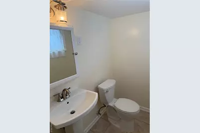 192 E 5th Street, Deer Park, NY 11729 - Photo 16