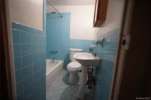 1147 Grenada Pl, Bronx, NY 10466 - Photo 18