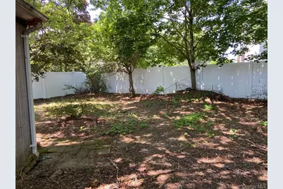 18 Joyce Drive, Riverhead, NY 11901 - Photo 6