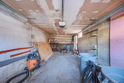 21 Valleywood Drive, Huntington Station, NY 11746 - Photo 34