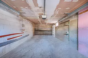 21 Valleywood Dr, Huntington Station, NY 11746 - Photo 32