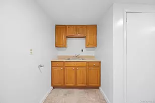 167-37 109th Rd, Jamaica, NY 11433 - Photo 16