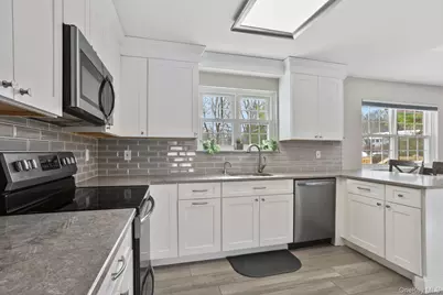 1325 Quarry Drive, Mohegan Lake, NY 10547 - Photo 16