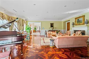 660 Chicken Valley Rd, Locust Valley, NY 11560 - Photo 10