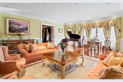 660 Chicken Valley Road, Locust Valley, NY 11560 - Photo 6