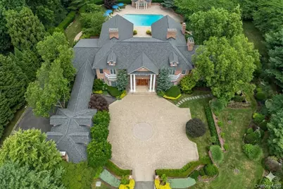 660 Chicken Valley Road, Locust Valley, NY 11560 - Photo 48