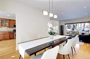 9 Revere Rd, Port Washington, NY 11050 - Photo 8