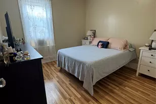 69-22 64th Pl, Ridgewood, NY 11385 - Photo 2