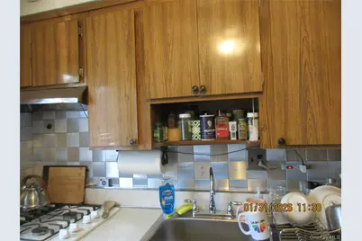 62-37 69th Place, Middle Village, NY 11379 - Photo 28