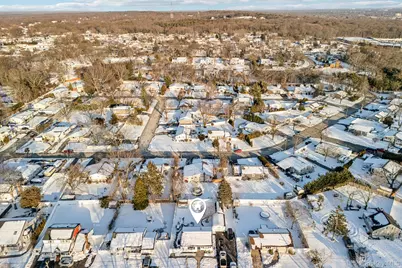 662 College Road, Farmingville, NY 11738 - Photo 14