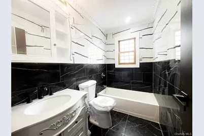 13912 111th Avenue, Jamaica, NY 11435 - Photo 16