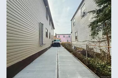 13912 111th Avenue, Jamaica, NY 11435 - Photo 36