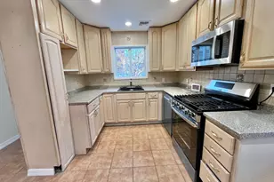 51 Emmett Terrace, New Rochelle, NY 10805 - Photo 2