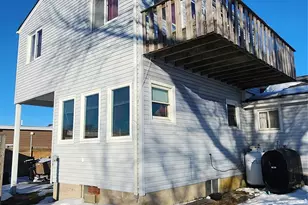 22 Blue Point Rd, Mastic Beach, NY 11951 - Photo 20