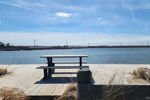 22 Blue Point Rd, Mastic Beach, NY 11951 - Photo 28
