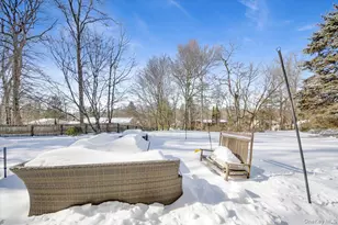 569 Millburn Ct, Valley Cottage, NY 10989 - Photo 22