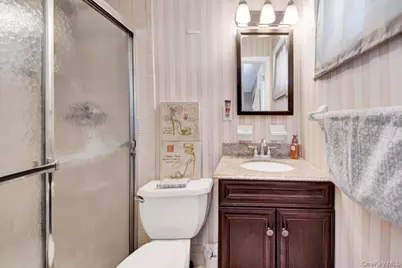 569 Millburn Court, Valley Cottage, NY 10989 - Photo 14