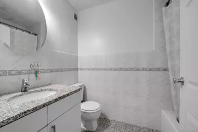 14477 Roosevelt Avenue #5C, Flushing, NY 11354 - Photo 14