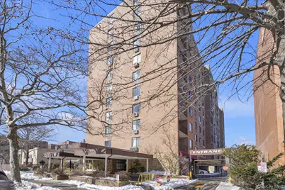 14477 Roosevelt Avenue #5C, Flushing, NY 11354 - Photo 1