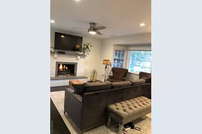 23 Hampton Harbor Road, Hampton Bays, NY 11946 - Photo 4