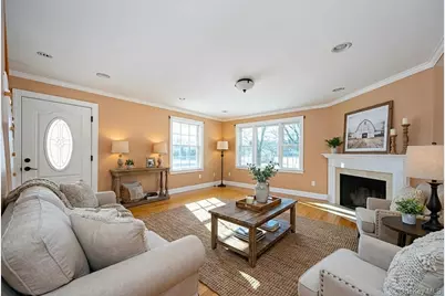 3 Mansion Drive, Hyde Park, NY 12538 - Photo 2