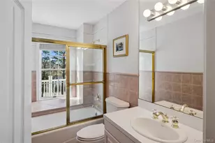 8 Duckwood Ln, Hampton Bays, NY 11946 - Photo 24