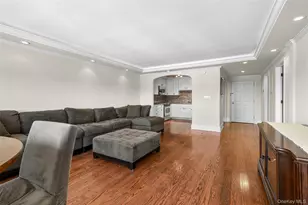 701 Pelham Rd, New Rochelle, NY 10805 - Photo 8