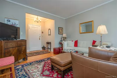 5 Midland Gardens #2K, Bronxville, NY 10708 - Photo 6