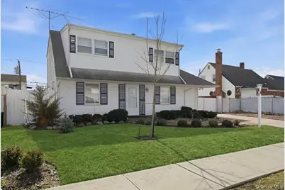 24 Crag Lane, Levittown, NY 11756 - Photo 1