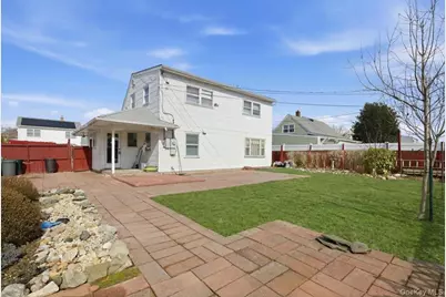 24 Crag Lane, Levittown, NY 11756 - Photo 24