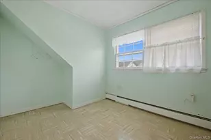 24 Crag Ln, Levittown, NY 11756 - Photo 20