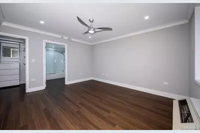 1100 Avalon Street #S1201, Glen Cove, NY 11542 - Photo 8